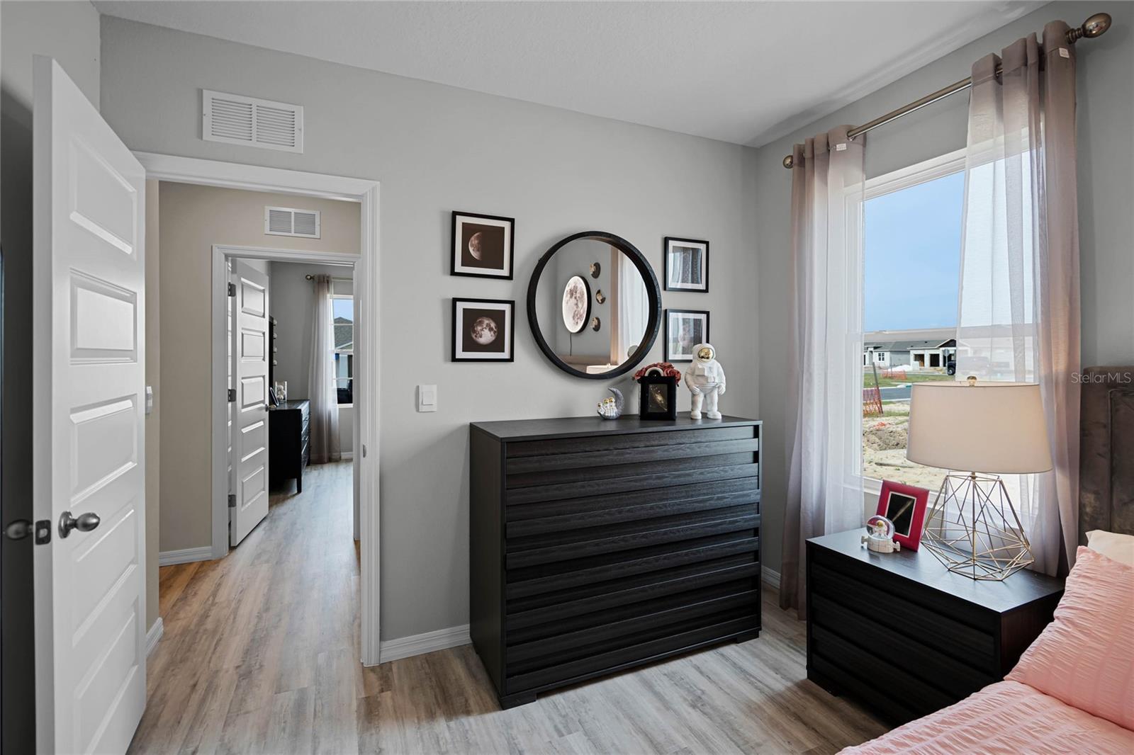 HARMONY ON LAKE ELOISE - Residential