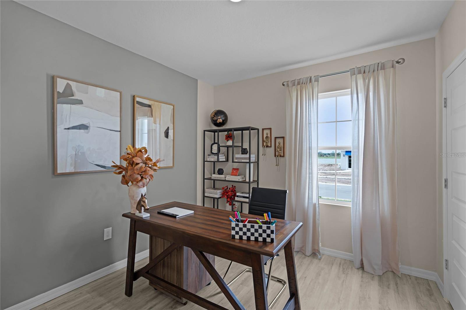HARMONY ON LAKE ELOISE - Residential