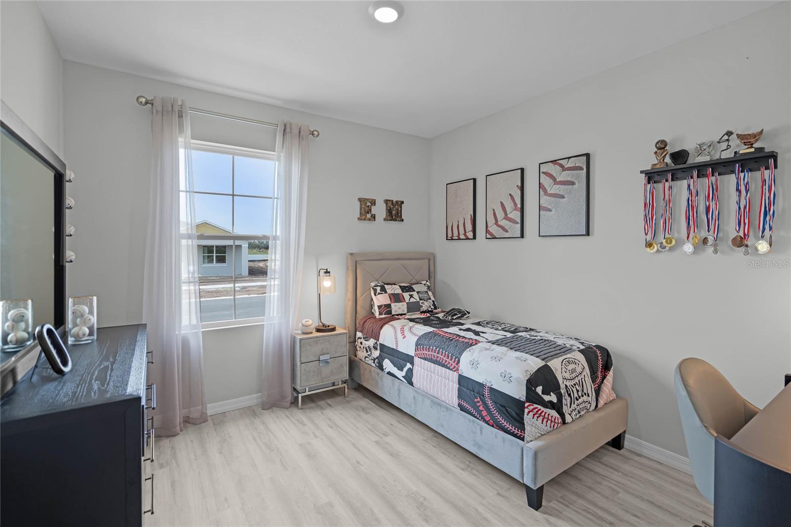 HARMONY ON LAKE ELOISE - Residential