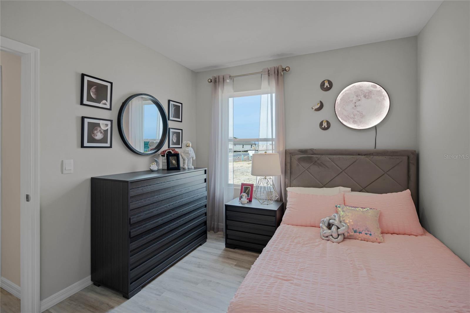 HARMONY ON LAKE ELOISE - Residential