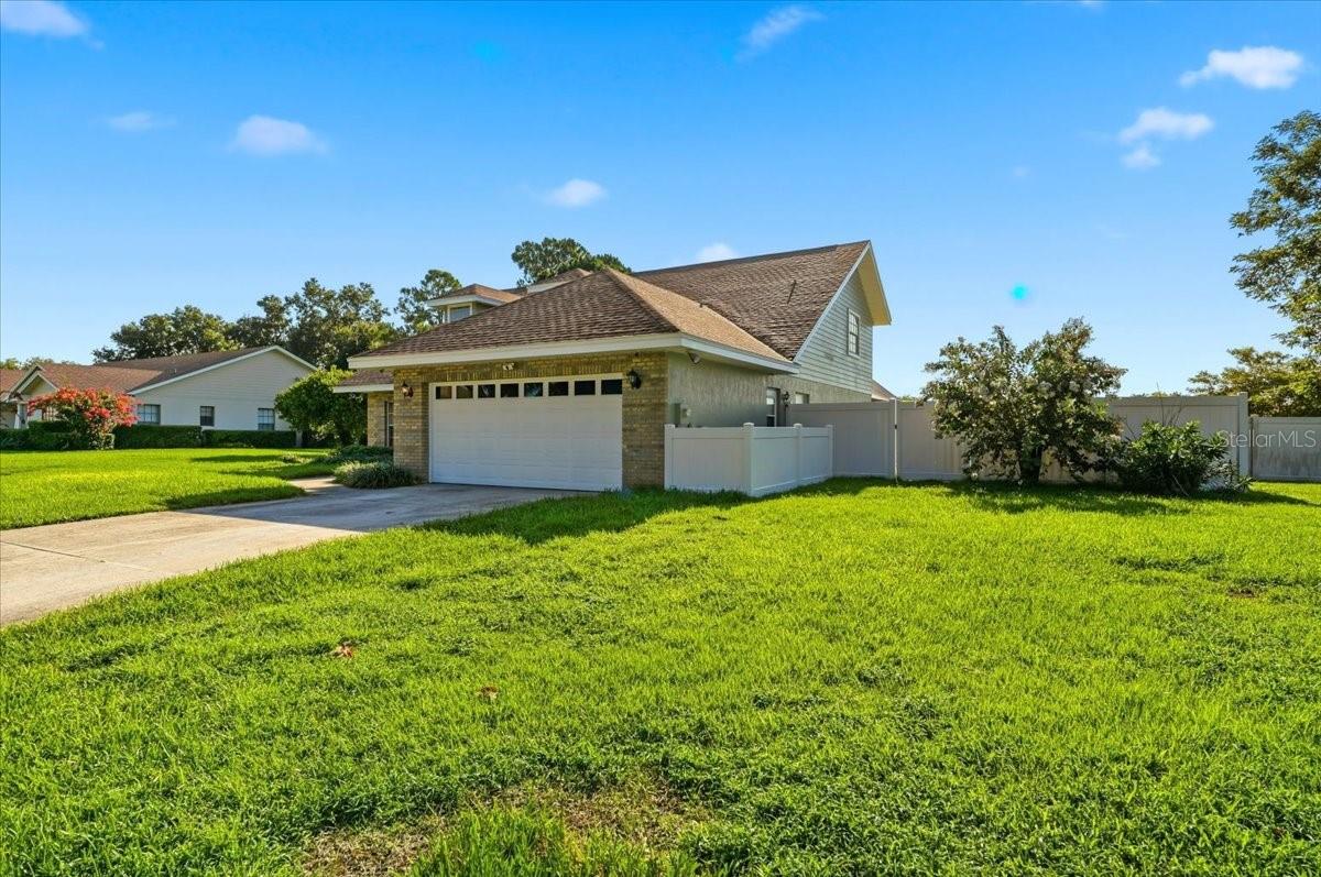 LAKE ELOISE PLACE - Residential