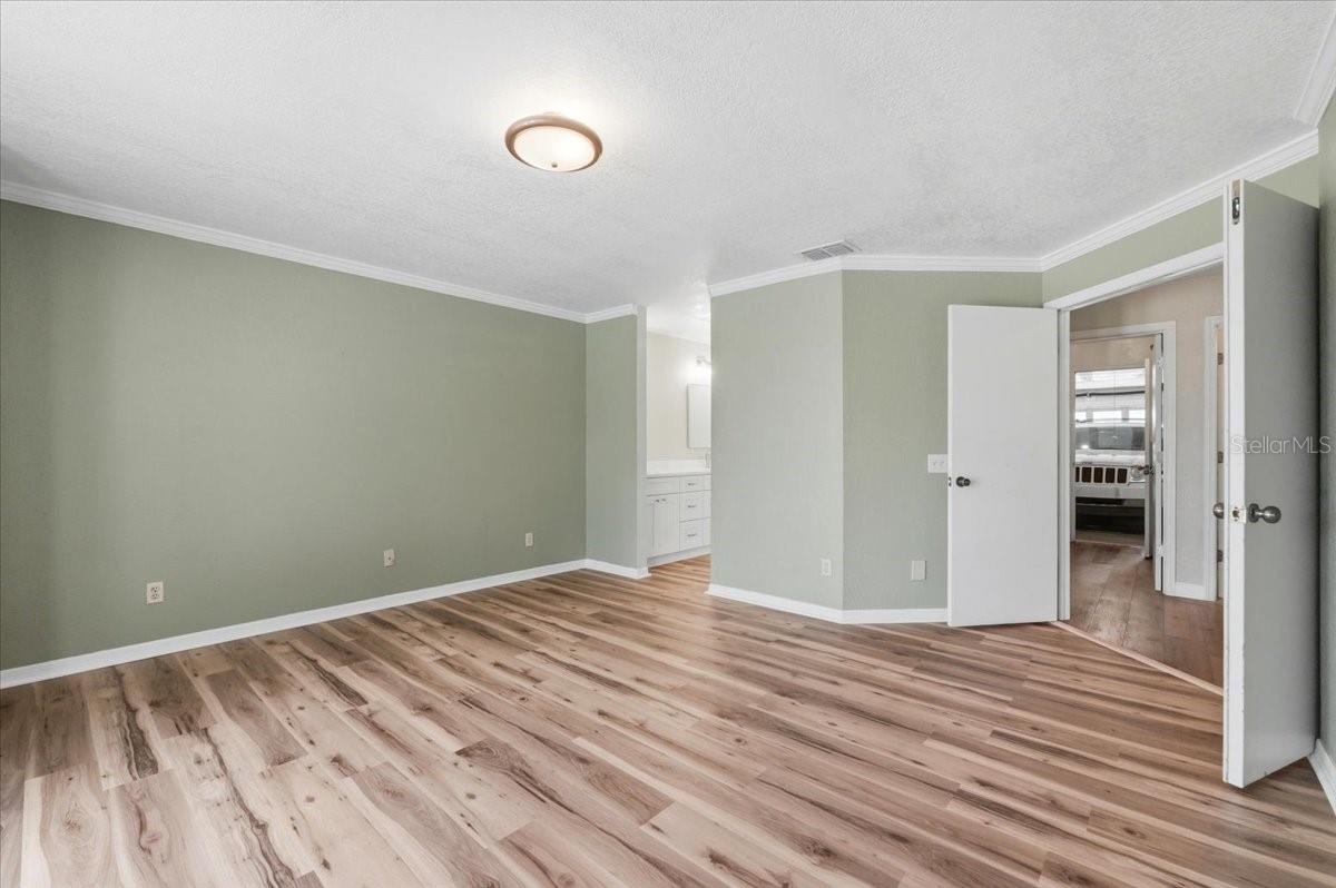 LAKE ELOISE PLACE - Residential