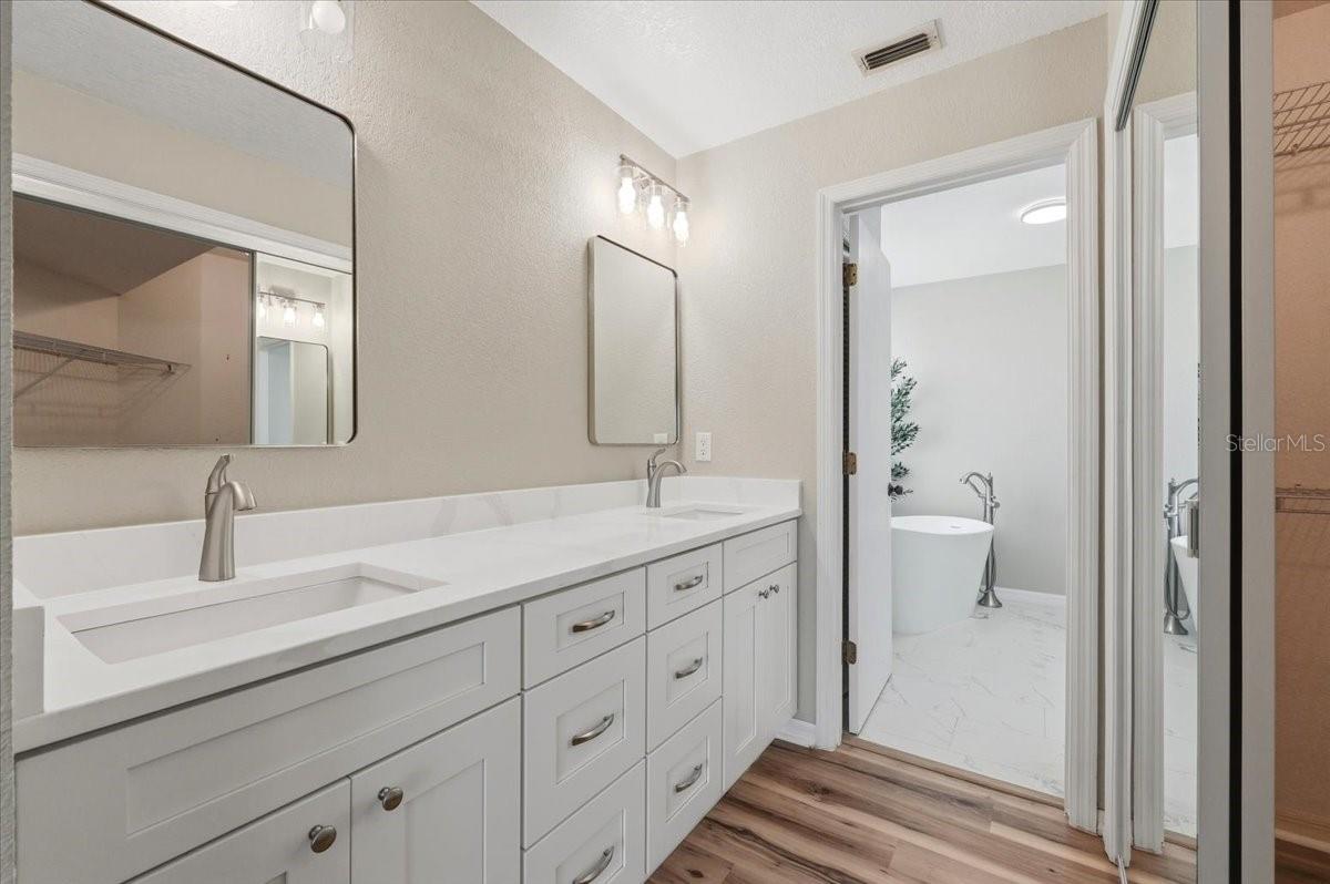 LAKE ELOISE PLACE - Residential