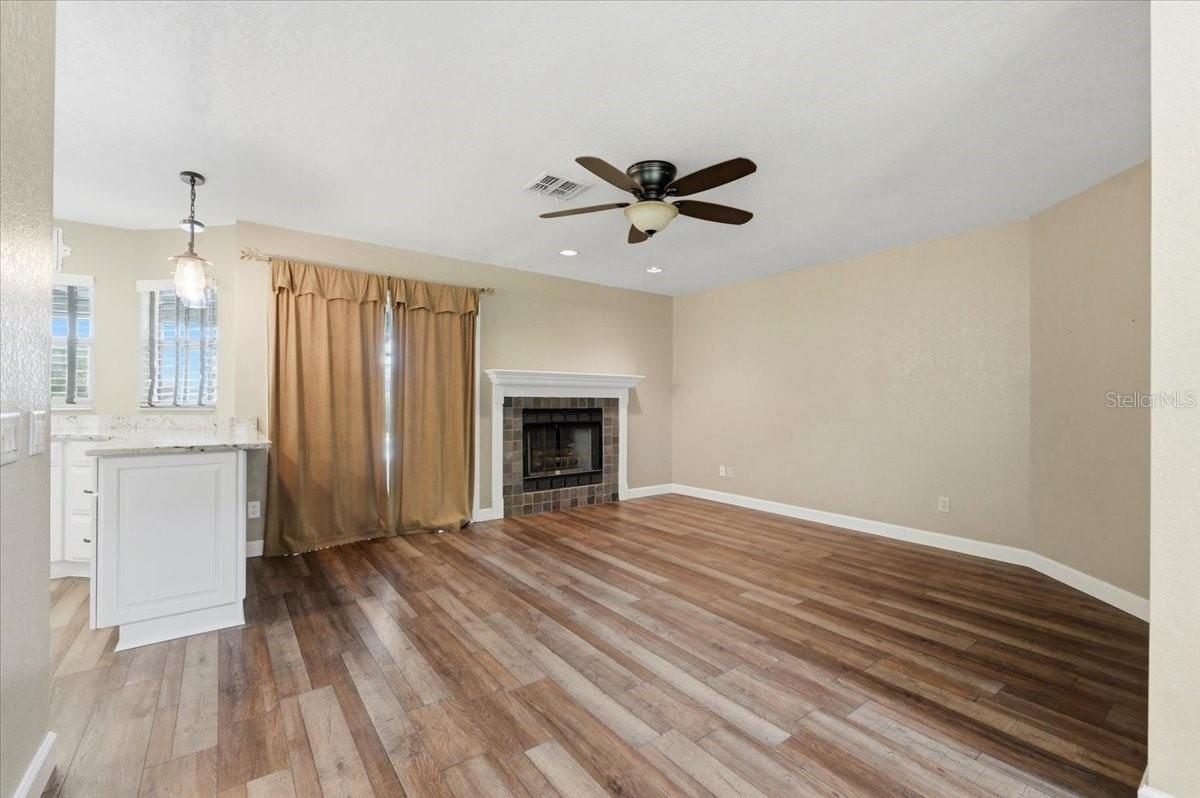 LAKE ELOISE PLACE - Residential