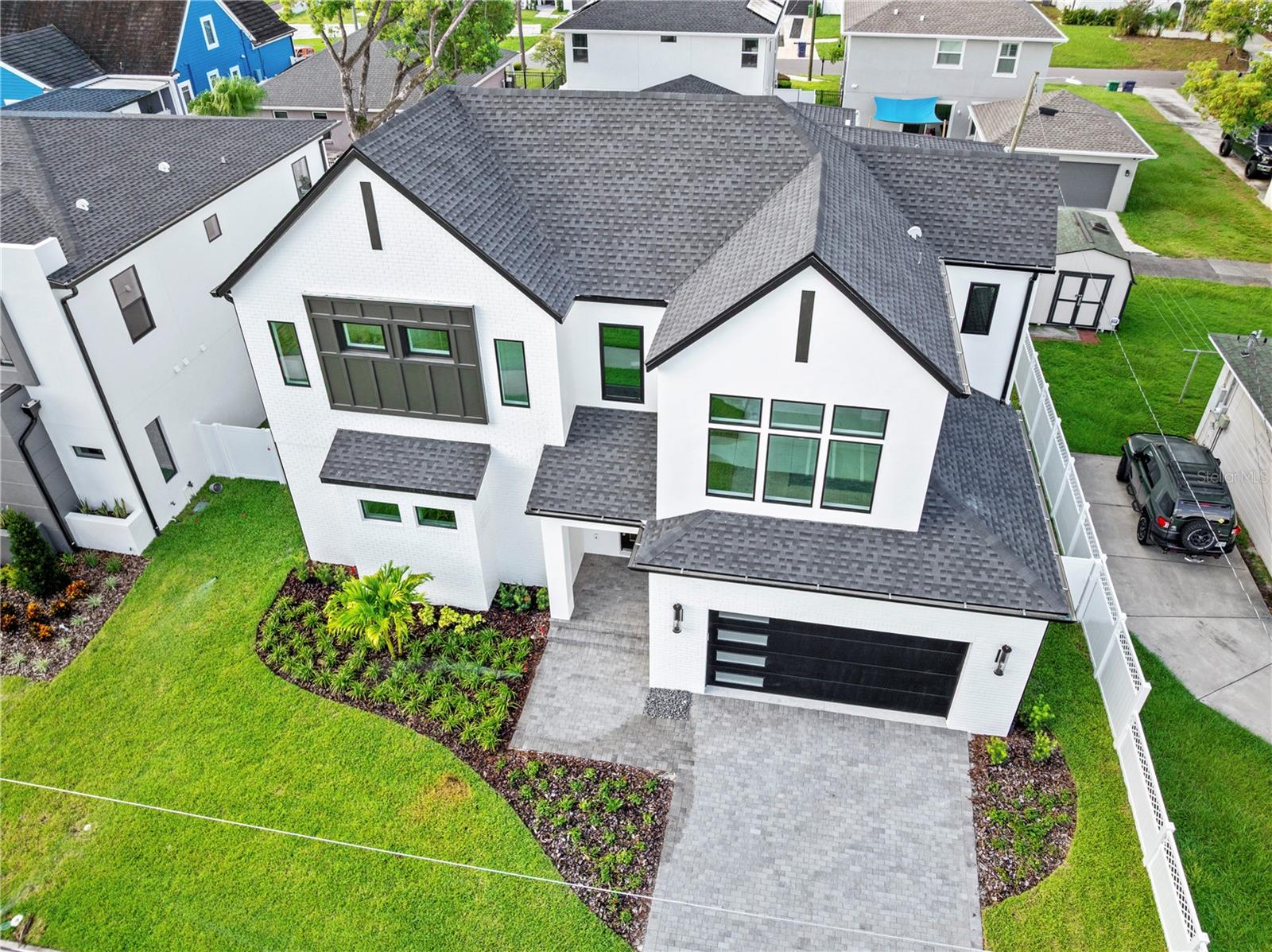 MACFARLANE PARK SUB - Residential Lease