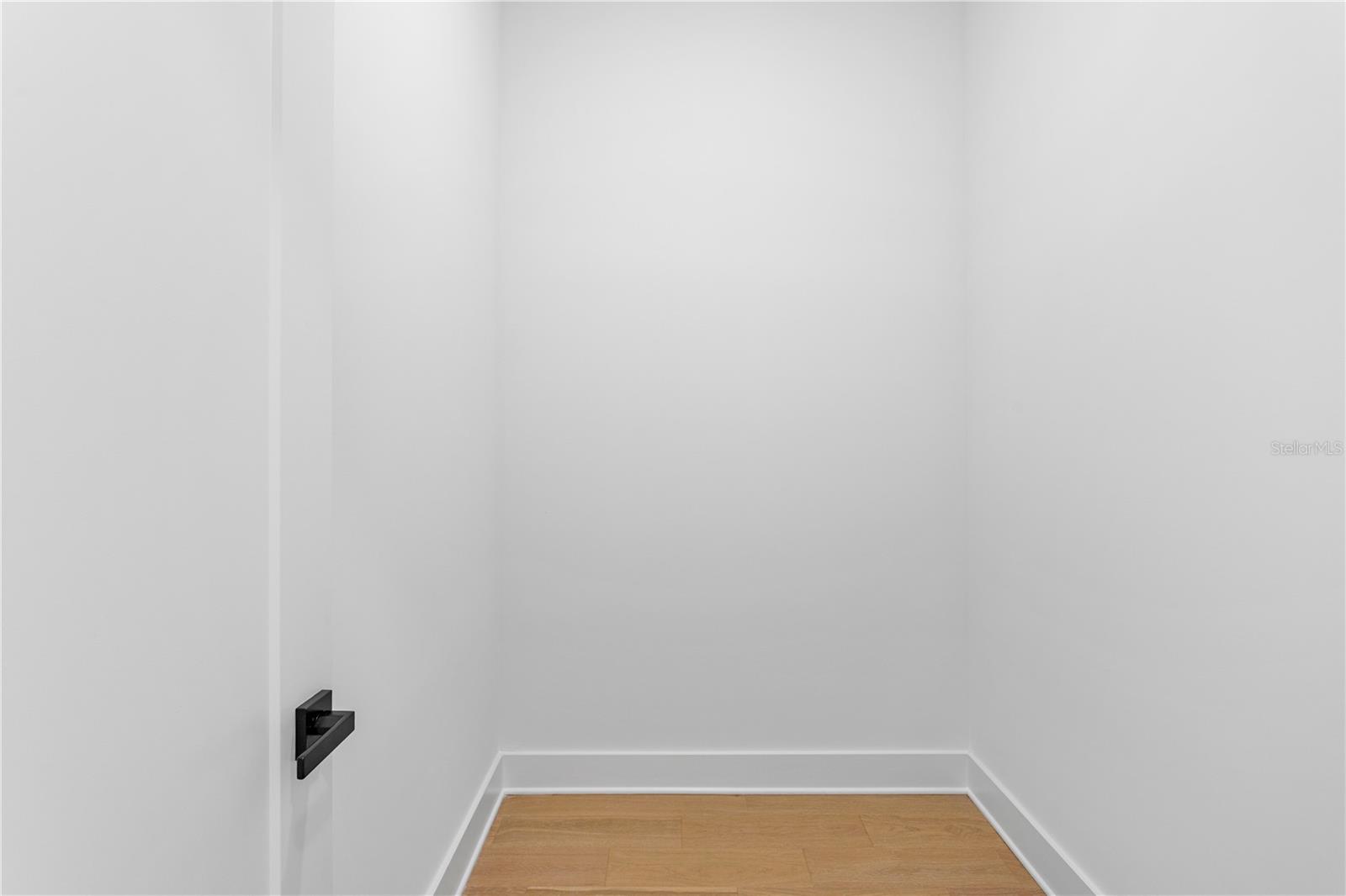 MACFARLANE PARK SUB - Residential Lease