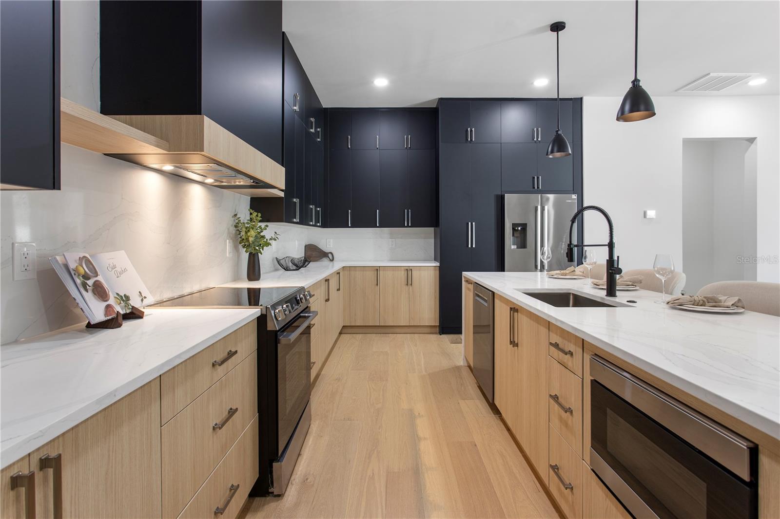 MACFARLANE PARK SUB - Residential Lease