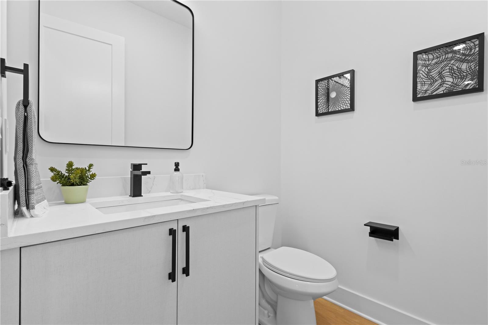 MACFARLANE PARK SUB - Residential Lease