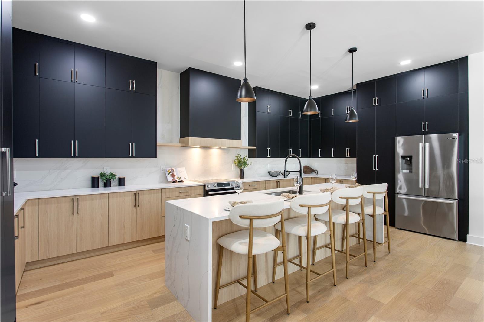 MACFARLANE PARK SUB - Residential Lease