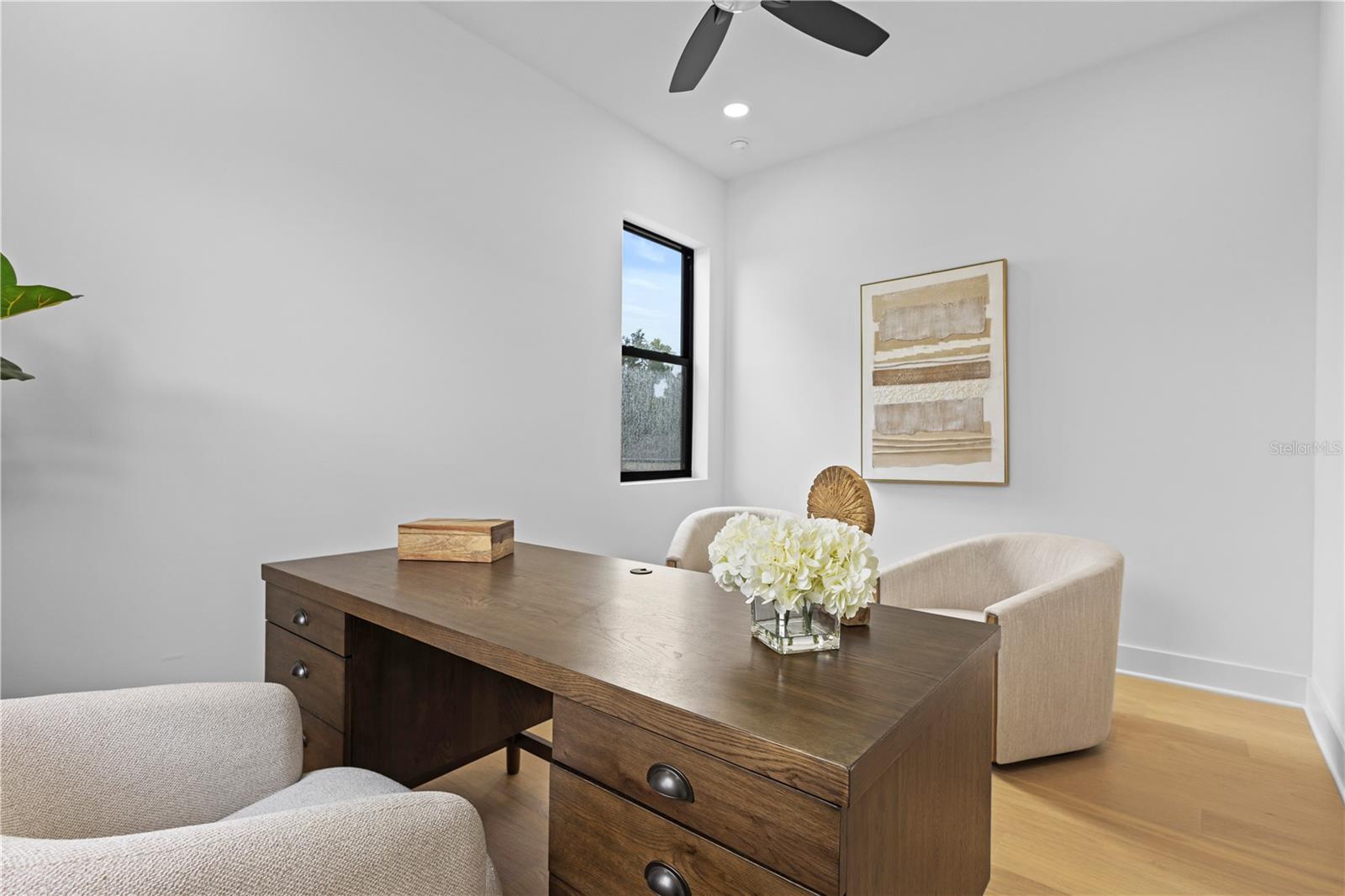 MACFARLANE PARK SUB - Residential Lease