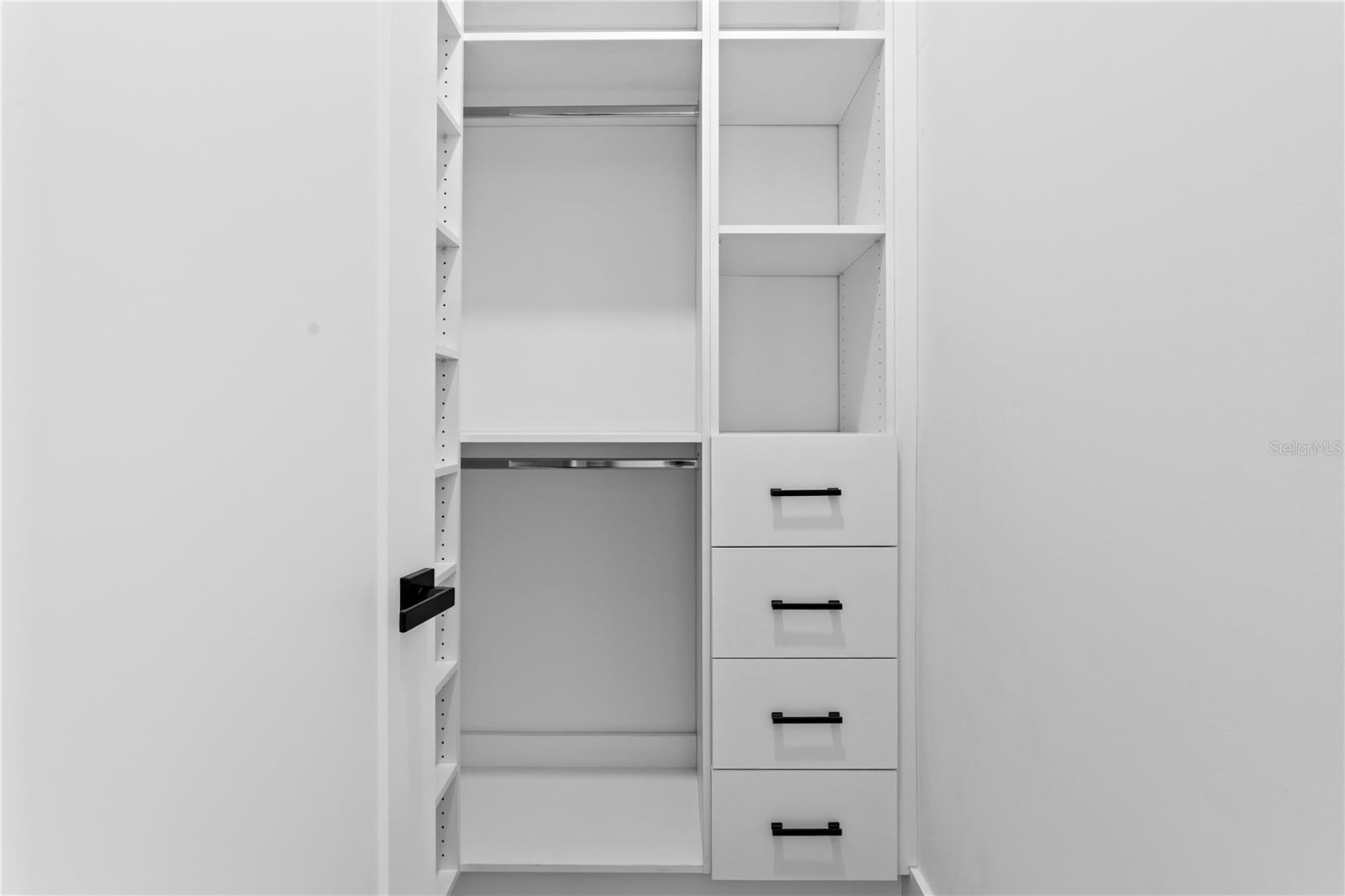 MACFARLANE PARK SUB - Residential Lease