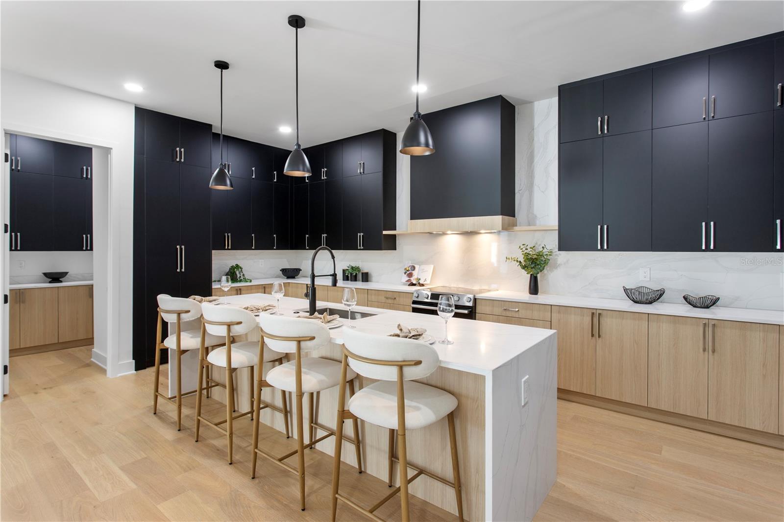 MACFARLANE PARK SUB - Residential Lease