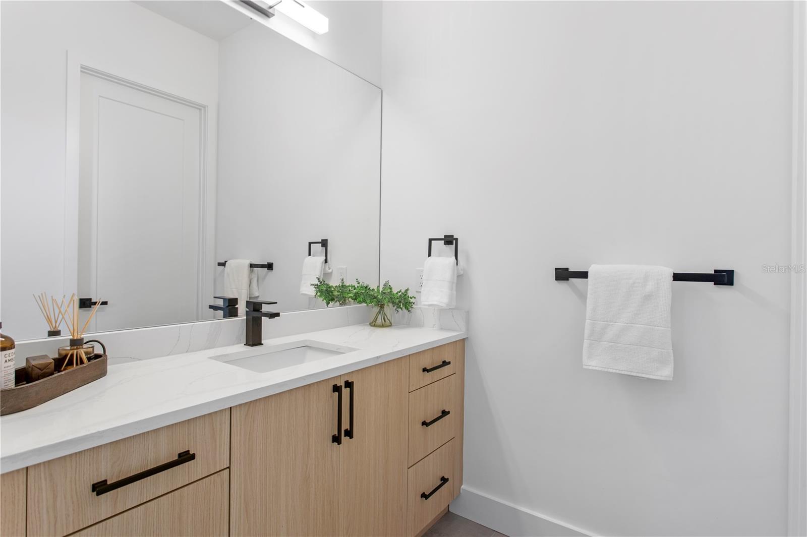 MACFARLANE PARK SUB - Residential Lease