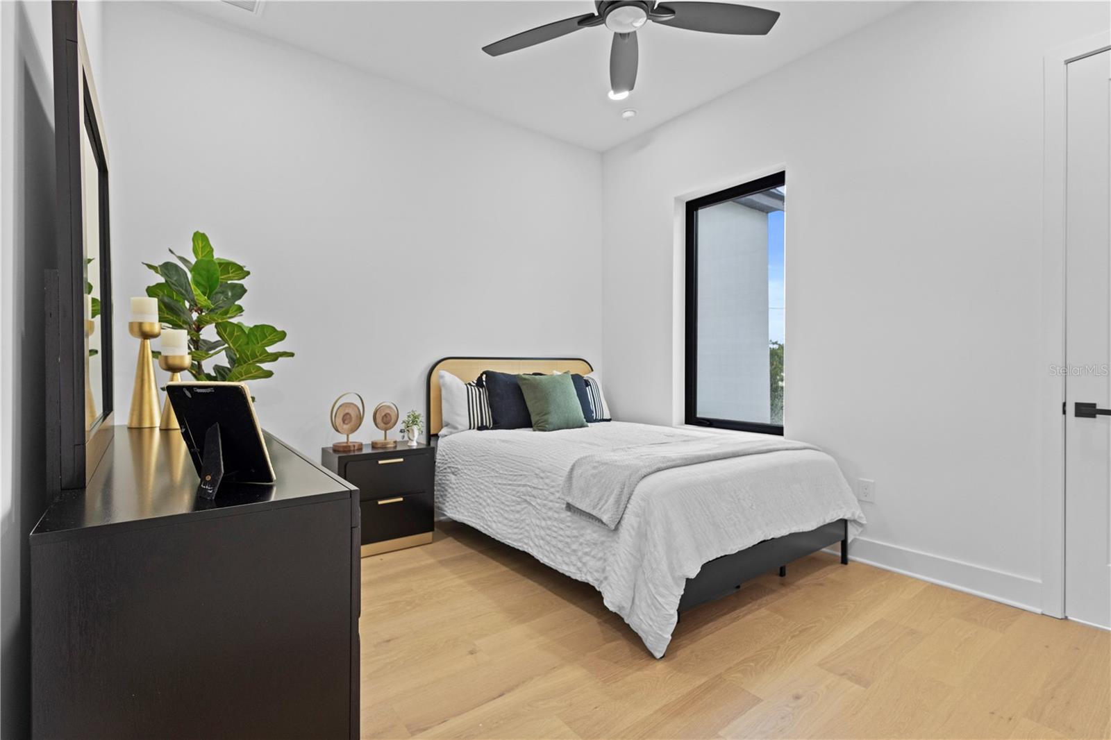 MACFARLANE PARK SUB - Residential Lease
