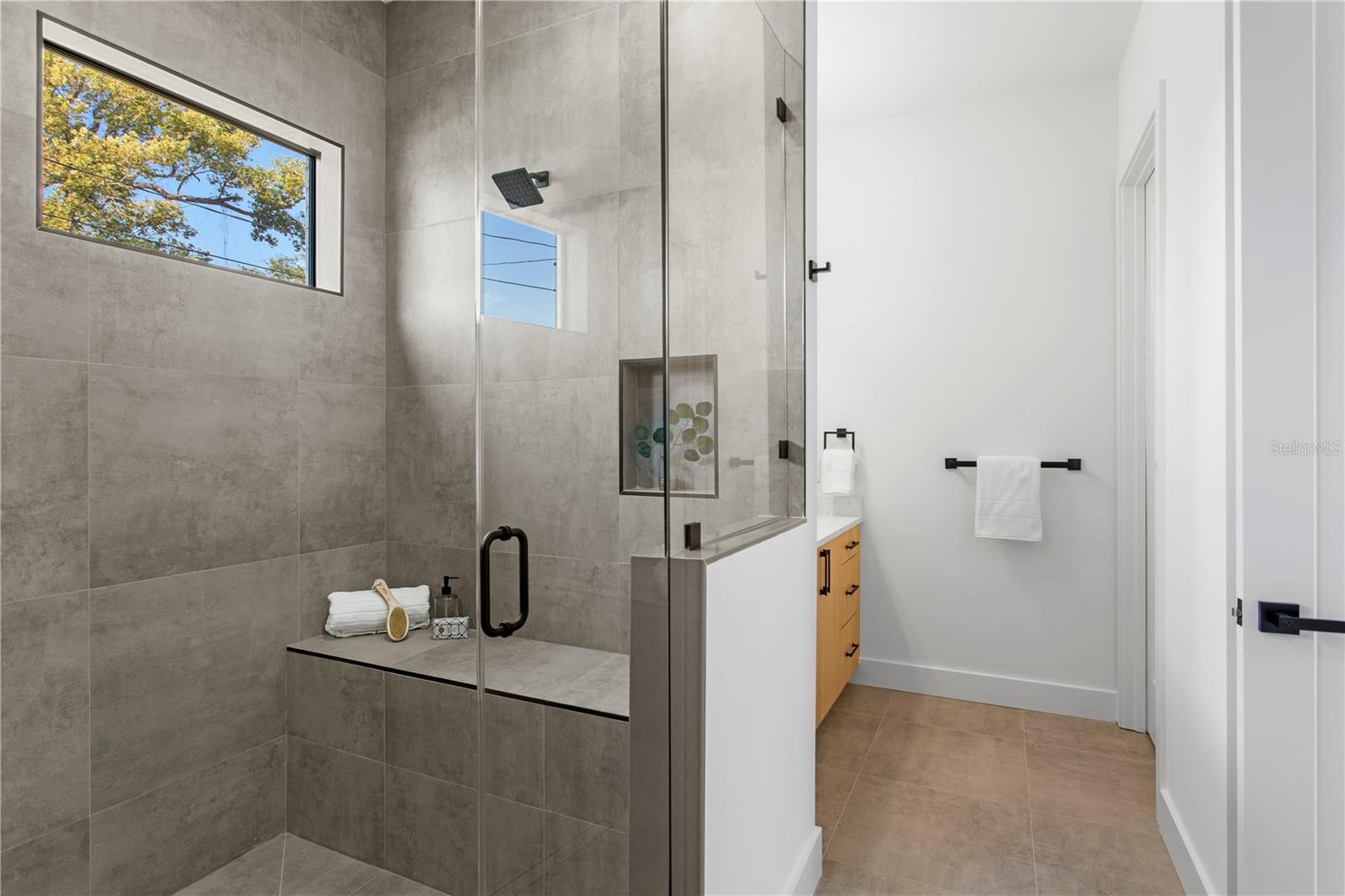 MACFARLANE PARK SUB - Residential Lease