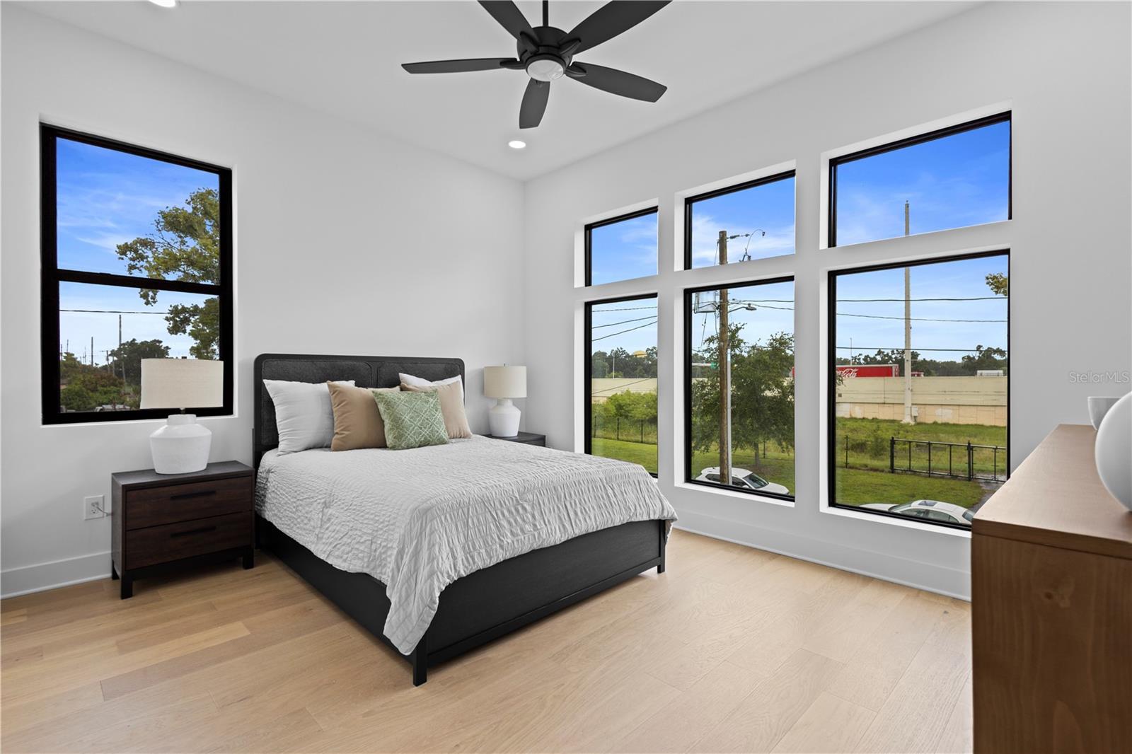 MACFARLANE PARK SUB - Residential Lease