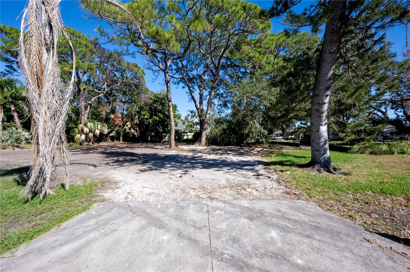 PINELLAS POINT ADD SEC A MOUND SEC - Land