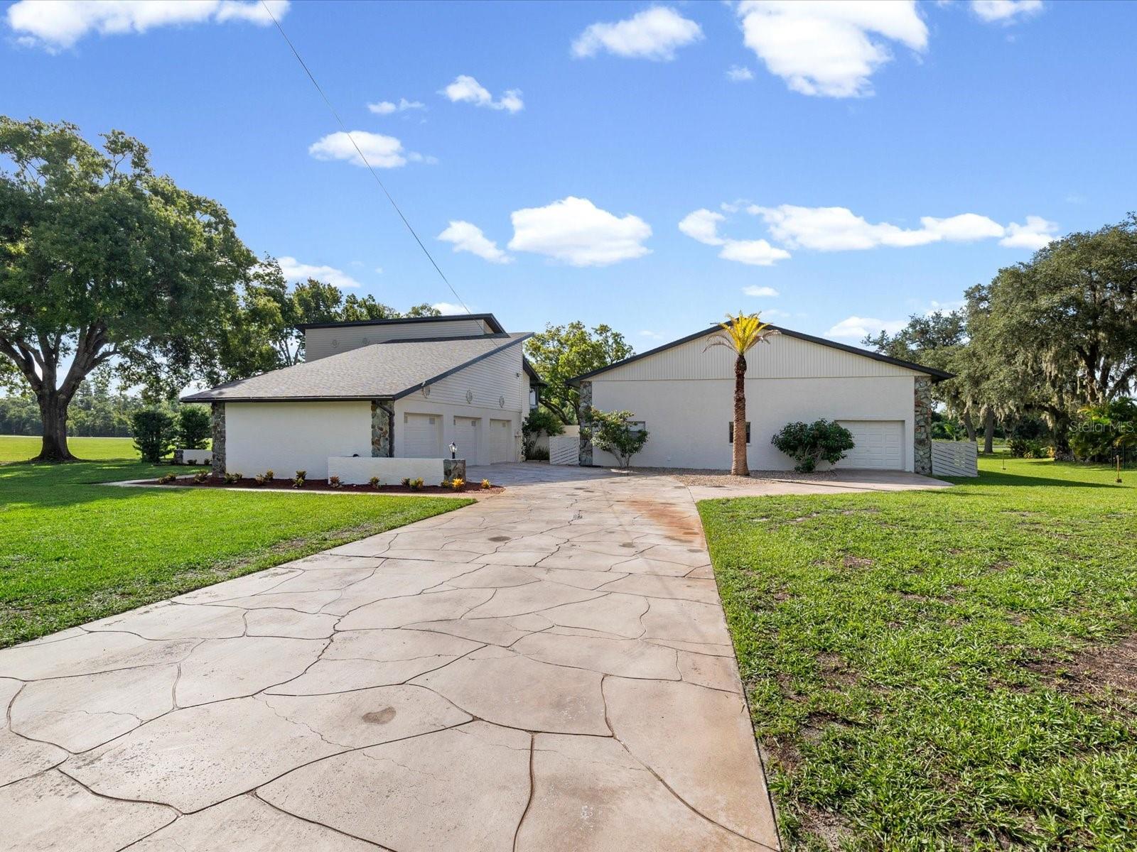 HIDDEN LAKE ESTATES - Residential