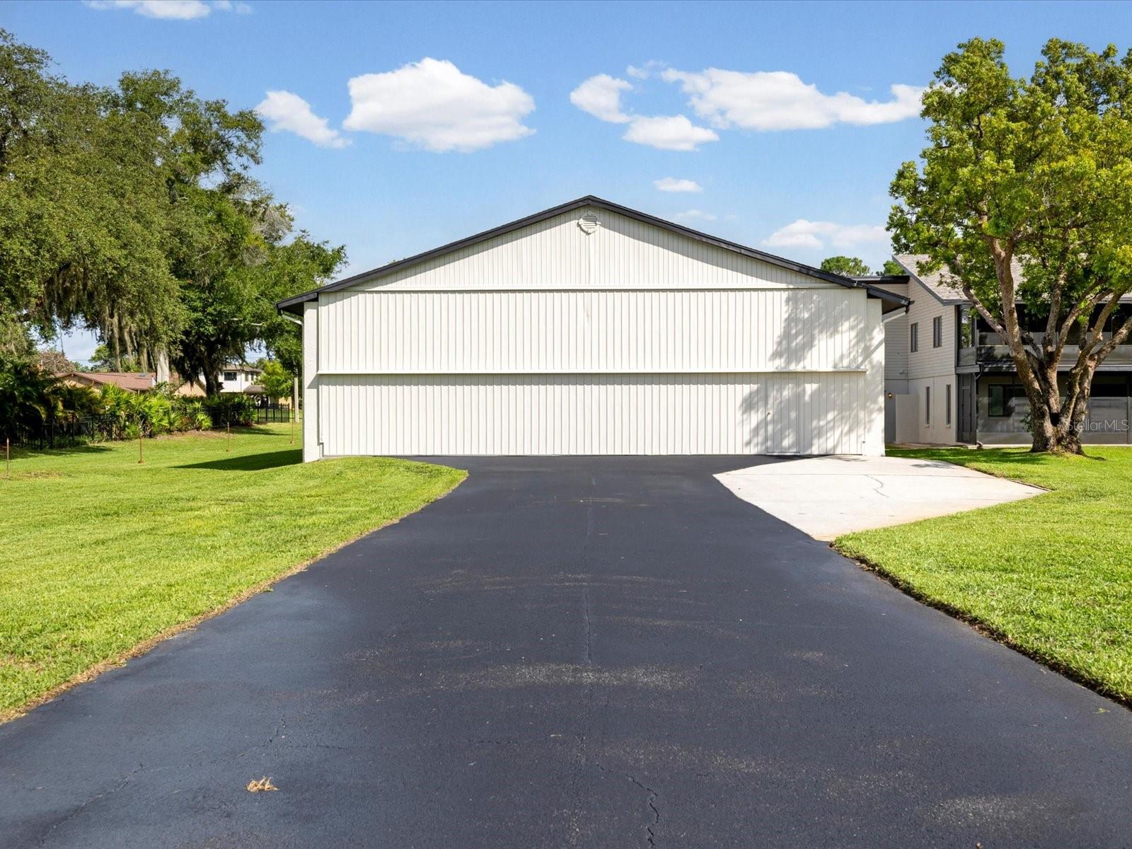 HIDDEN LAKE ESTATES - Residential