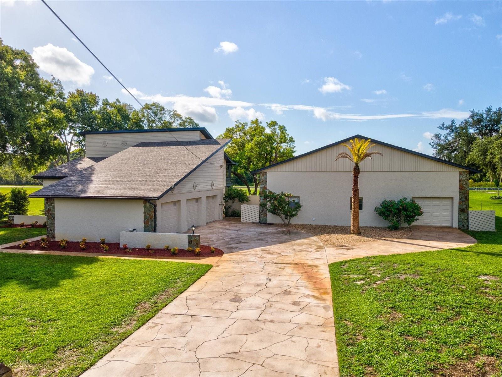HIDDEN LAKE ESTATES - Residential