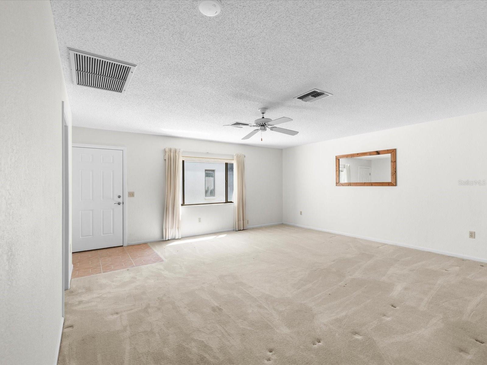 HIDDEN LAKE ESTATES - Residential
