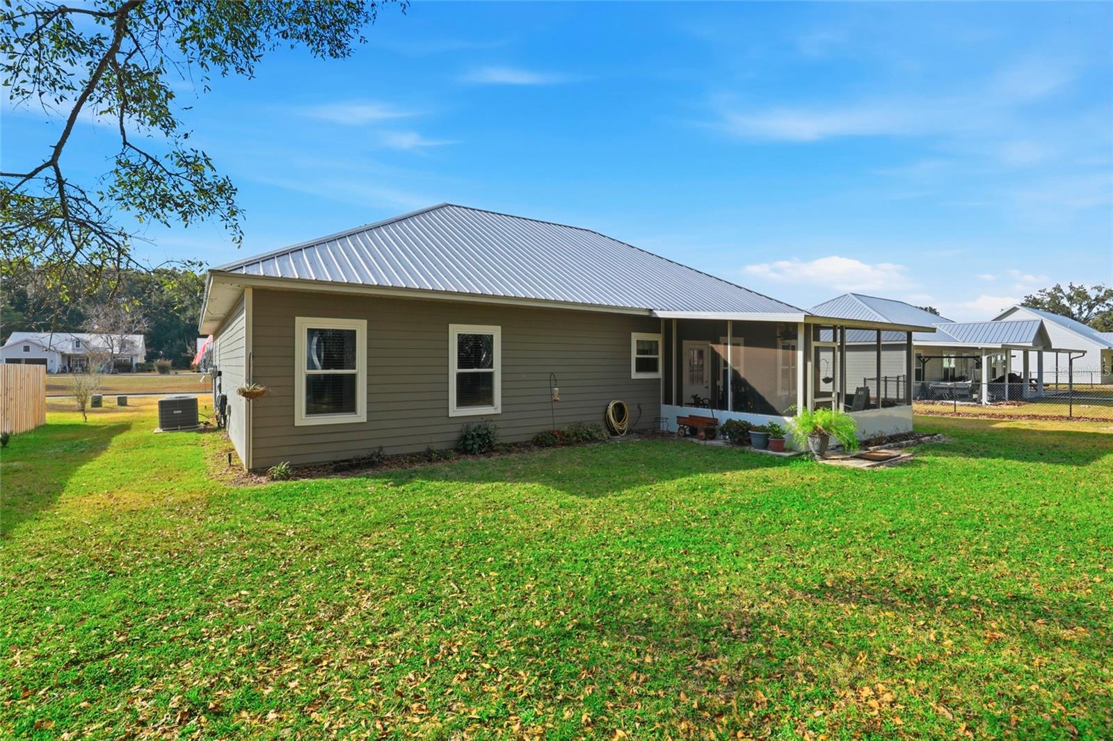 RIVERWALK OF FANNING SPRINGS - Residential