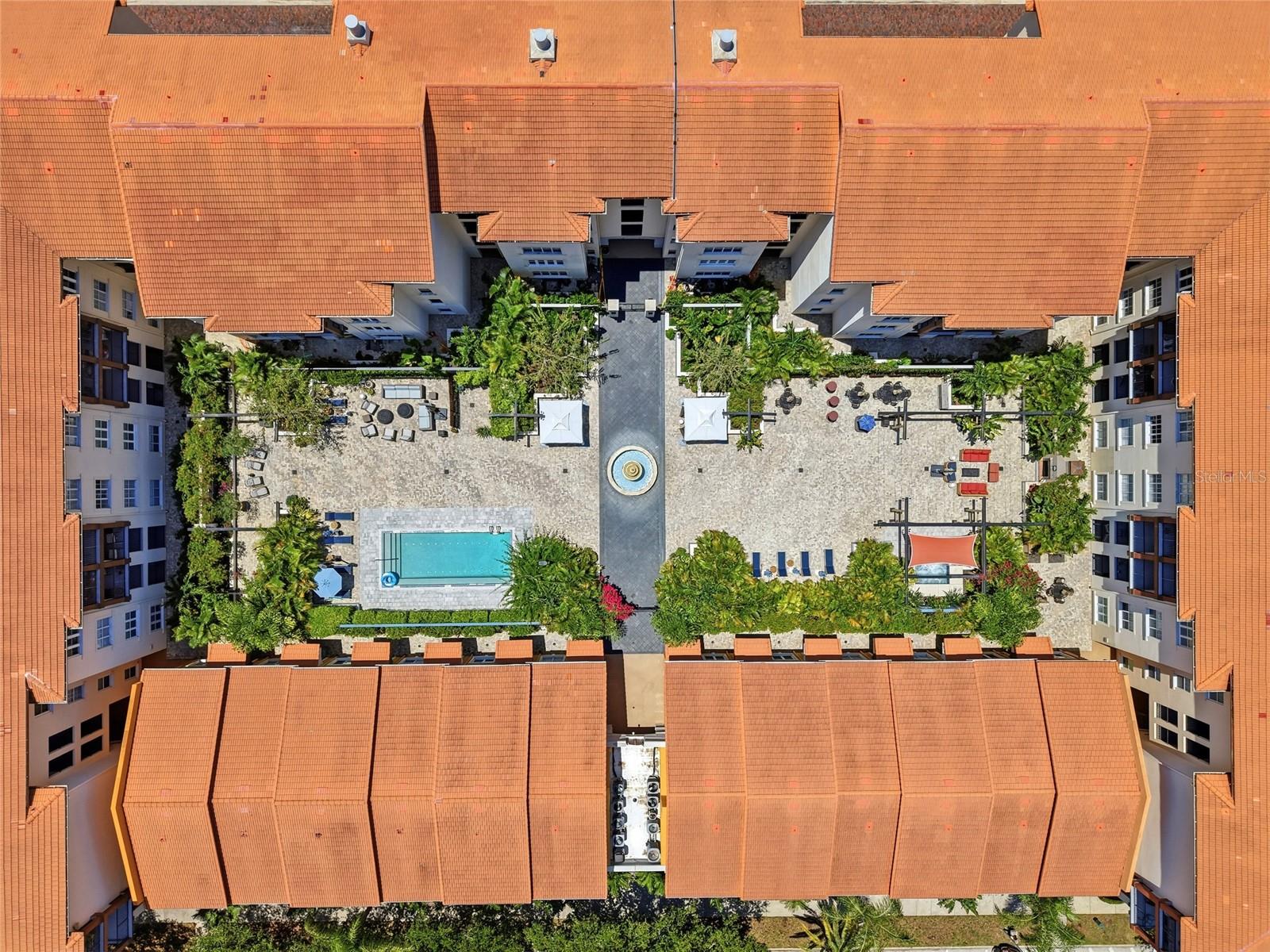 MADISON AT ST PETE - Residential