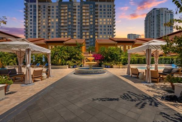 MADISON AT ST PETE - Residential