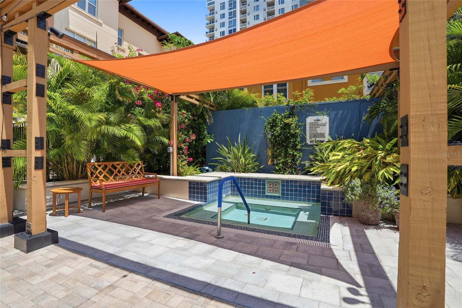 MADISON AT ST PETE - Residential
