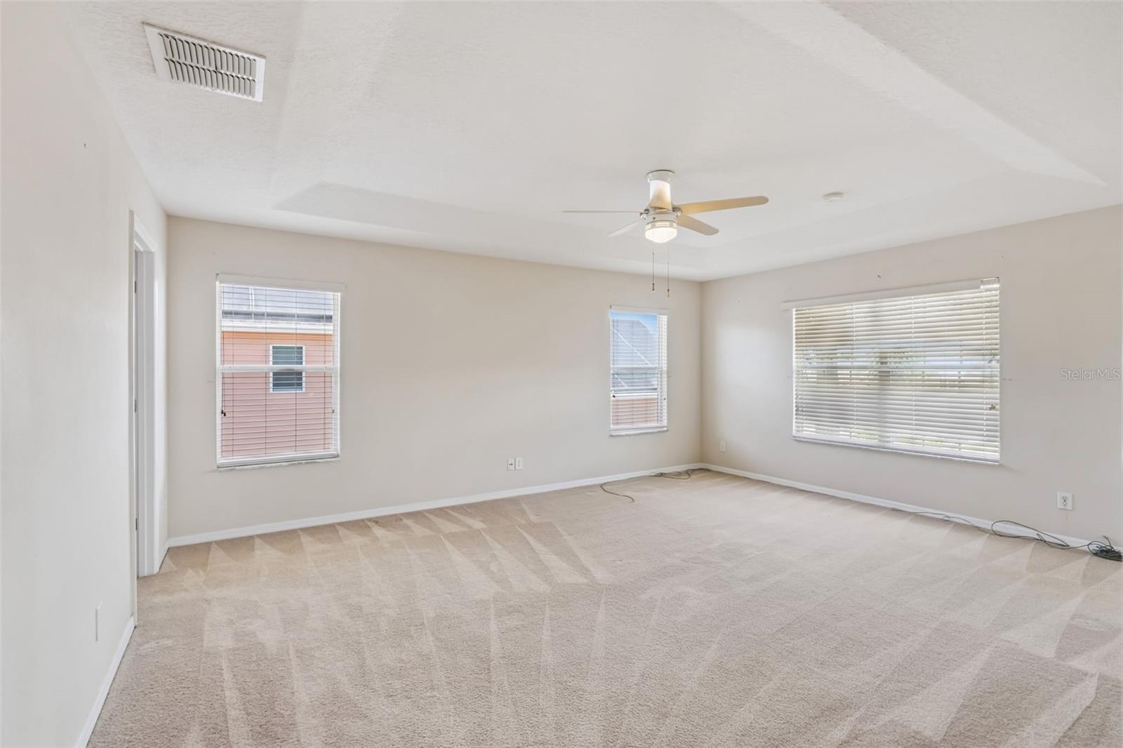 GLADES/SYLVAN LAKE PH 02 - Residential Lease