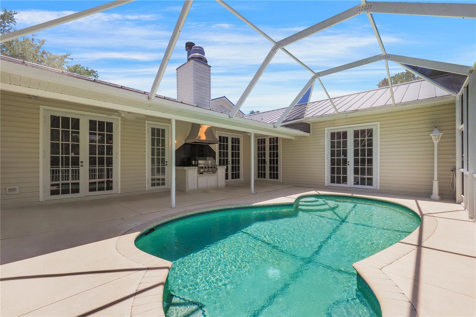 SORRENTO CAY - Residential
