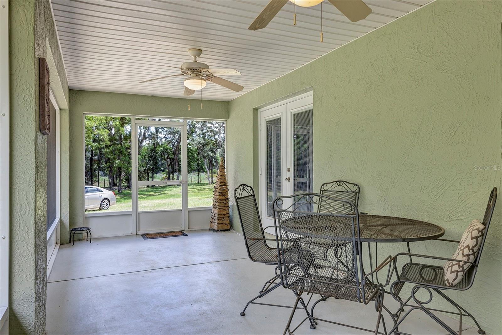 FLORIDA HIGHLANDS AND MARION OAKS - Residential