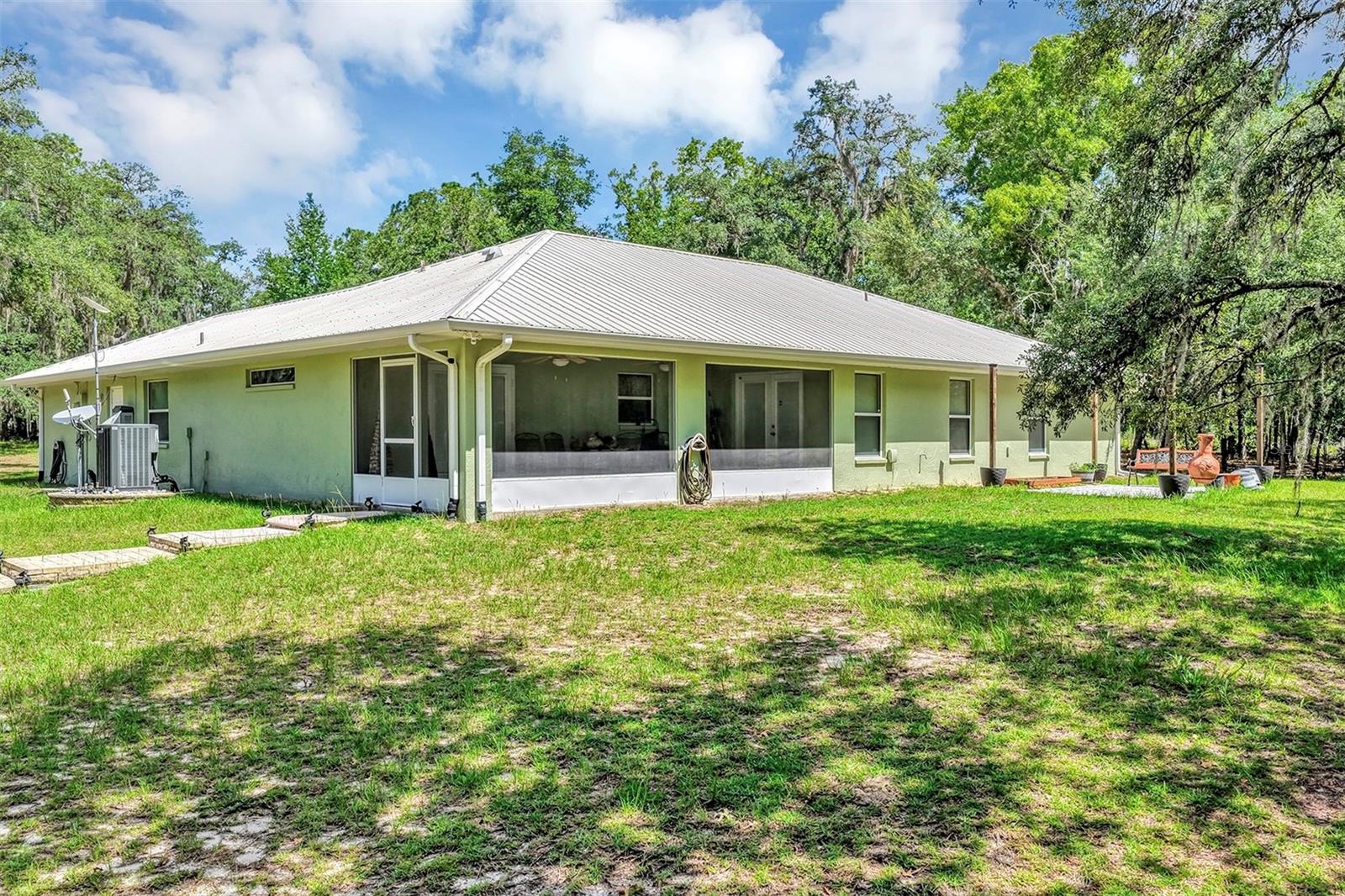 FLORIDA HIGHLANDS AND MARION OAKS - Residential