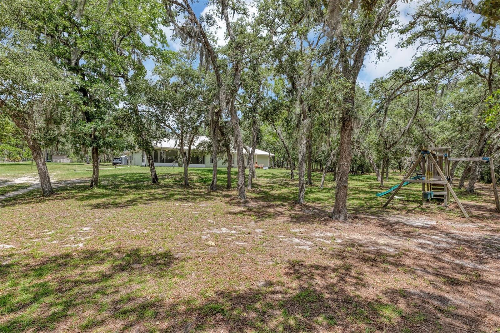 FLORIDA HIGHLANDS AND MARION OAKS - Residential