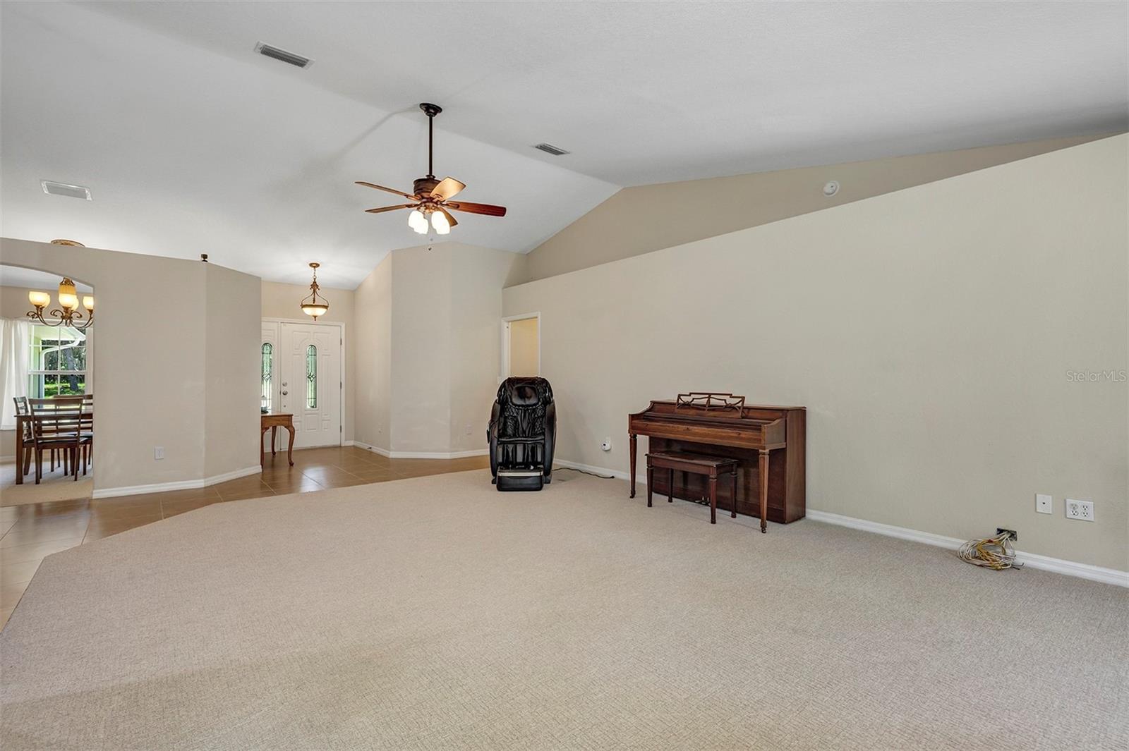 FLORIDA HIGHLANDS AND MARION OAKS - Residential