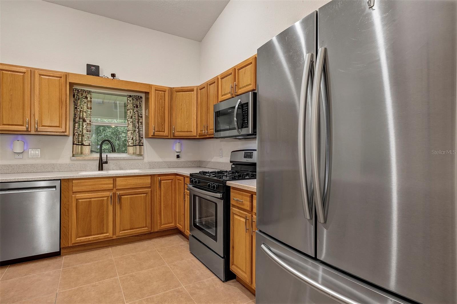 FLORIDA HIGHLANDS AND MARION OAKS - Residential