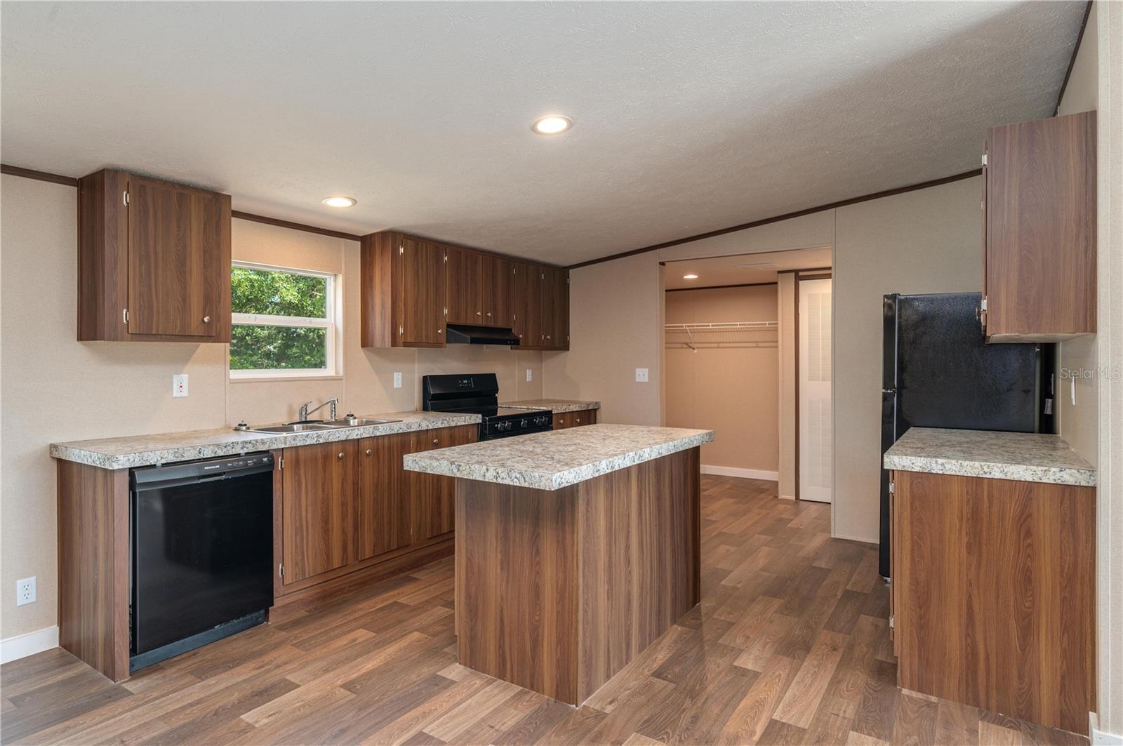 TOWNSITE OF GARDENIA - Residential