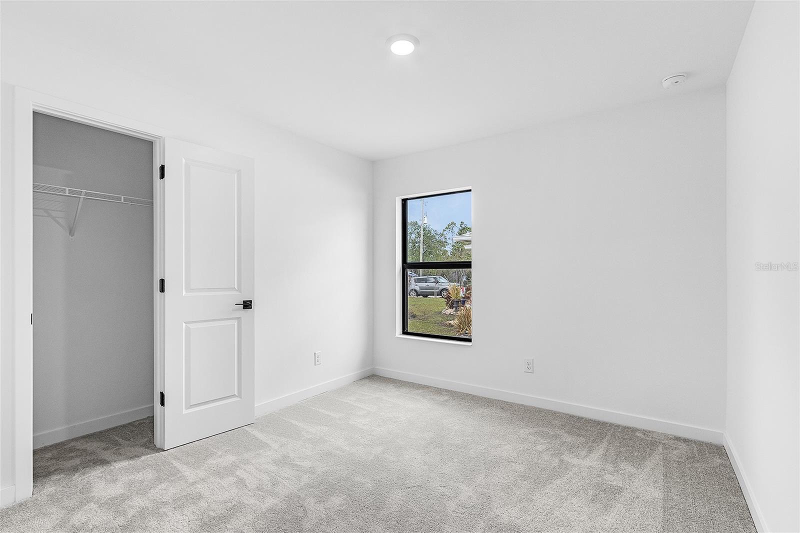 1572 - PORT CHARLOTTE SUB 25 - Residential