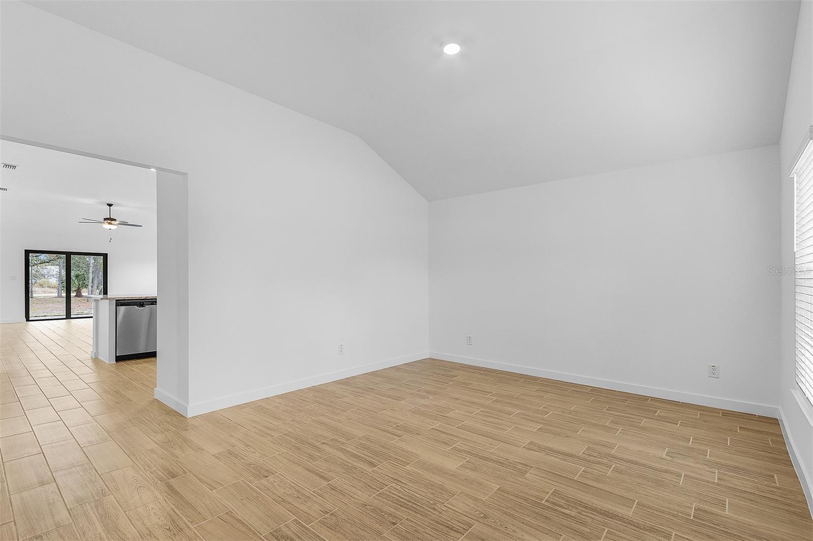 1572 - PORT CHARLOTTE SUB 25 - Residential