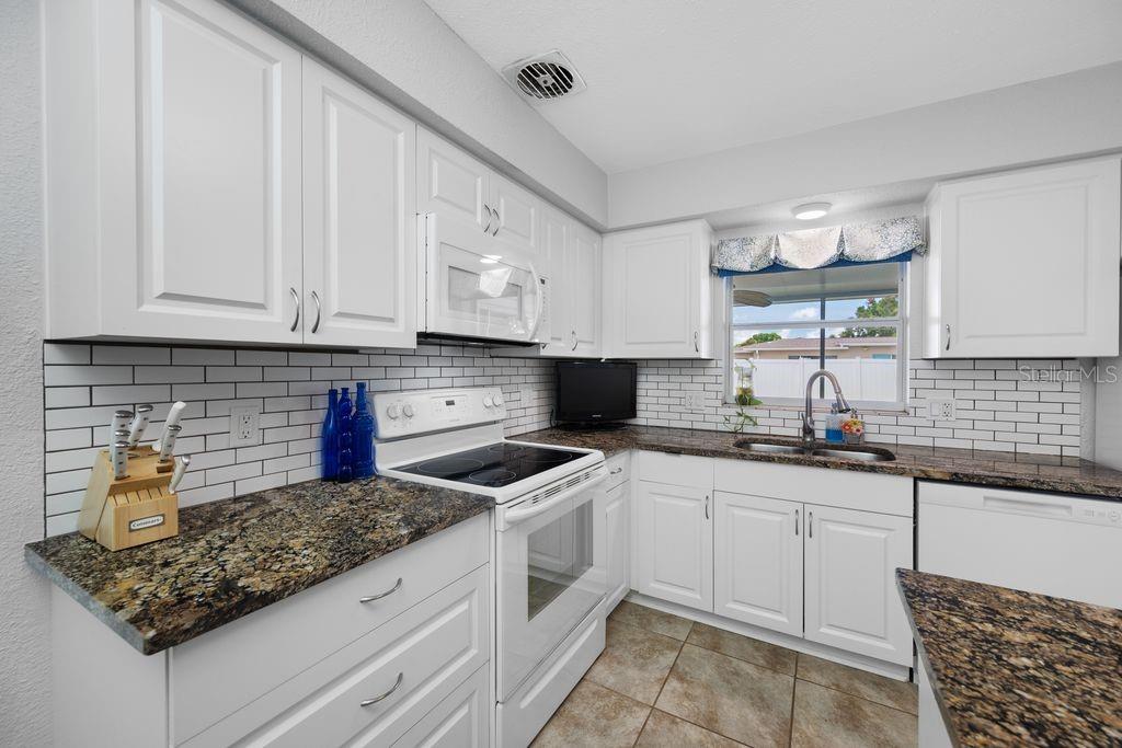 TERESA GARDENS - Residential