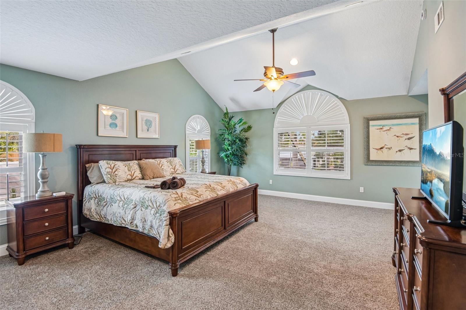 LAKE TARPON ESTATES - Residential