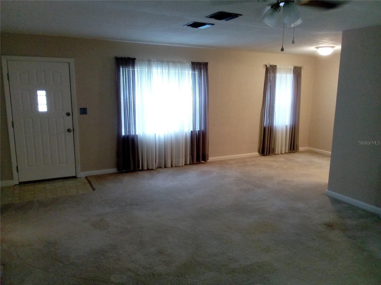 LEESBURG WHISPERING PINES - Residential