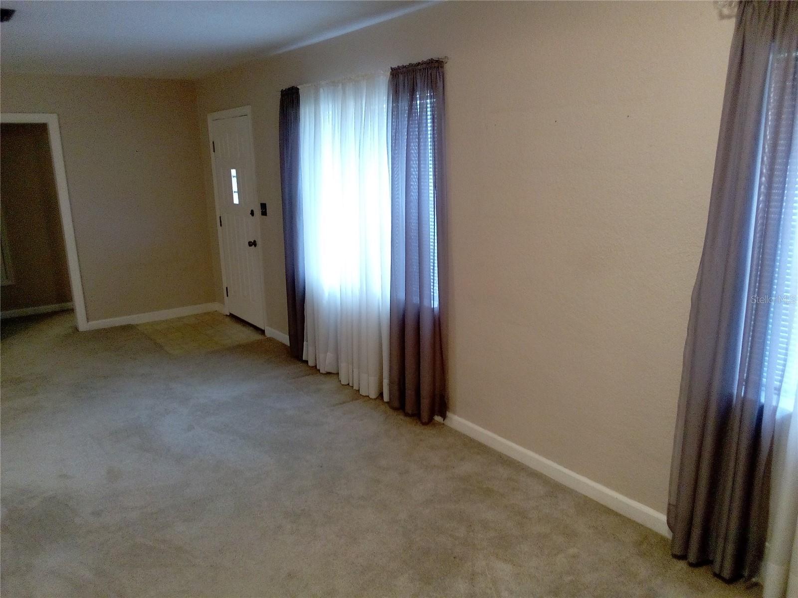 LEESBURG WHISPERING PINES - Residential
