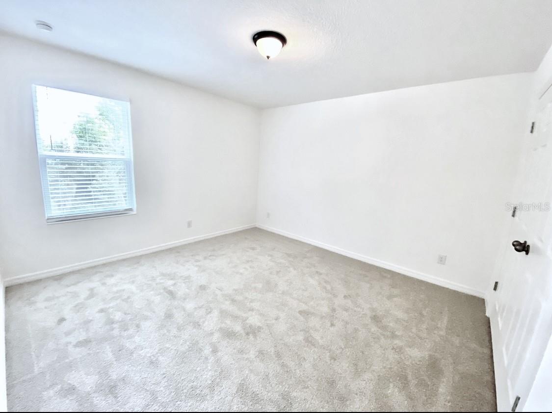DAVENPORT ESTATES PHASE 2 - Residential Lease