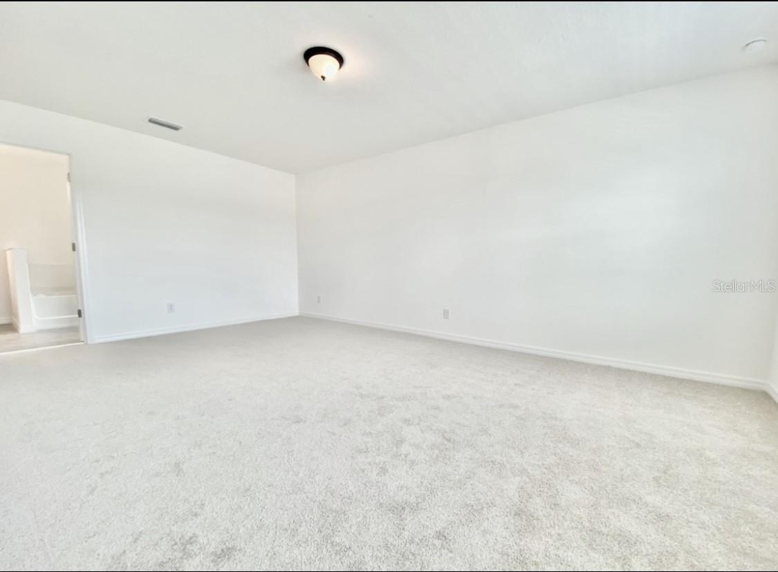 DAVENPORT ESTATES PHASE 2 - Residential Lease