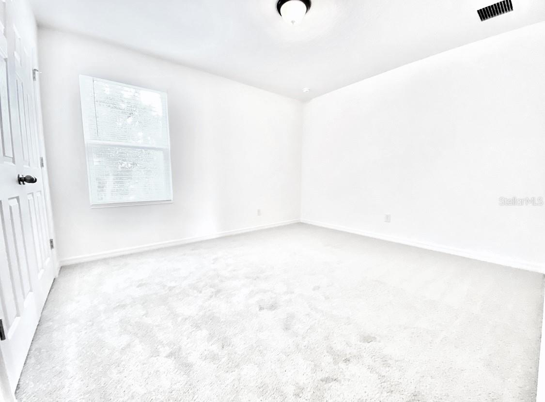 DAVENPORT ESTATES PHASE 2 - Residential Lease