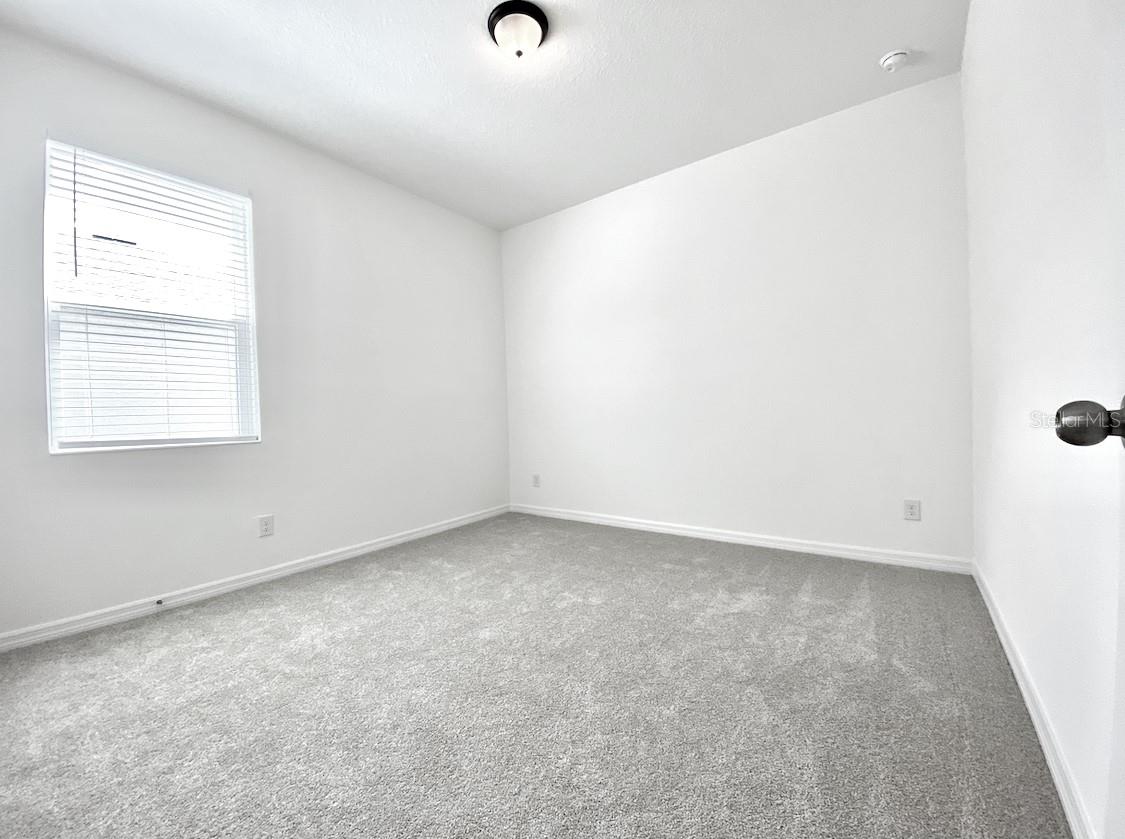 DAVENPORT ESTATES PHASE 2 - Residential Lease