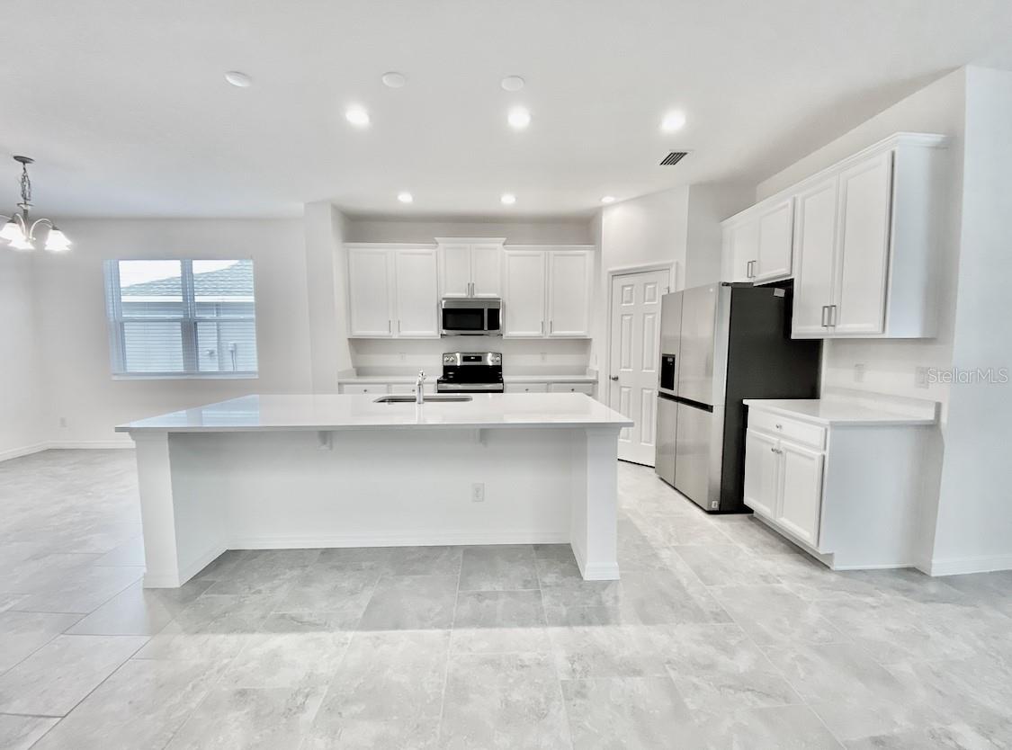 DAVENPORT ESTATES PHASE 2 - Residential Lease