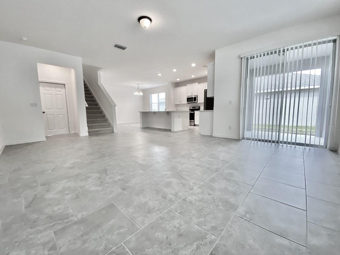DAVENPORT ESTATES PHASE 2 - Residential Lease