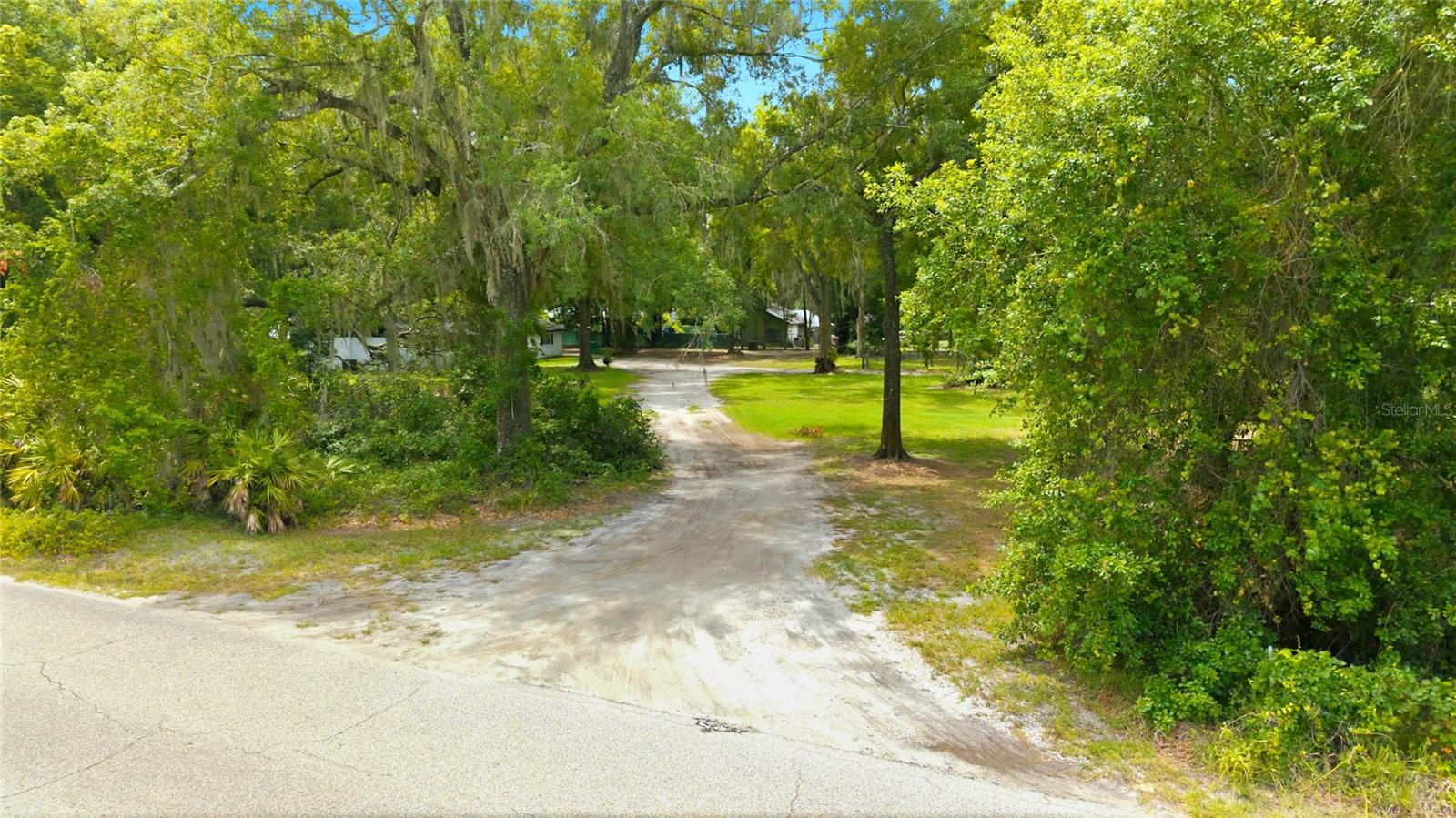 LAKE ANNE ESTATES SUB - Residential